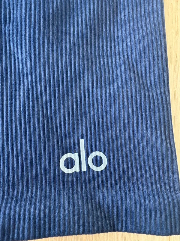 Alo Yoga Navy Seamless Ribbed Set - Image 3