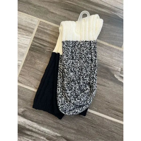 Old Navy Womens One Size Black White‎ Gray Marled Colorblock Fashion Socks NEW - Image 2