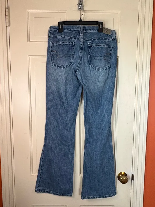 American Eagle Favorite Fit Low Rise Flare Jeans Sz 6 Regular Y2K vintage - Image 8