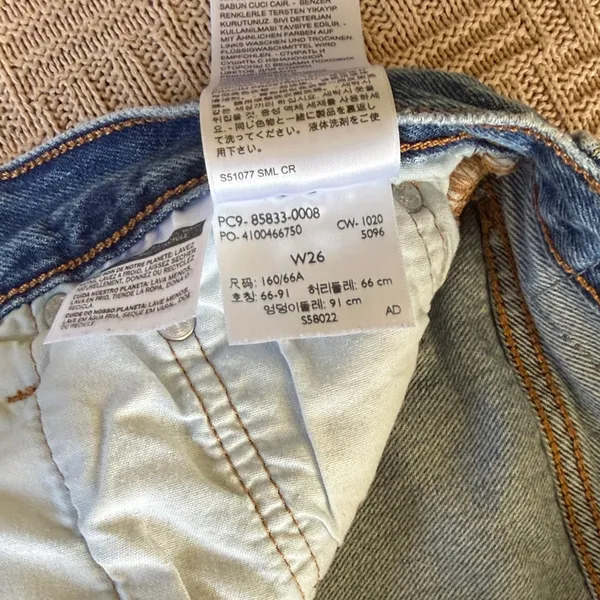 100% Cotton Levi's Blue Distressed Denim Cutoff Shorts - Image 6
