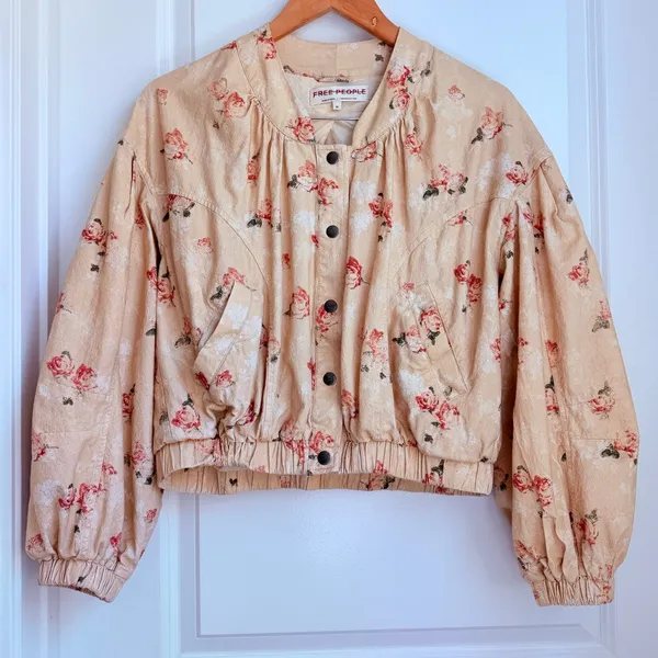 Free People‎ Rory Bomber Jacket Floral Boho Summer Spring Cowboy Roadtrip XS - Image 4