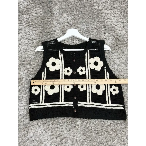 Crochet Knit Sweater Vest Floral Embroidered Cottagecore Grannycore Women’s M - Image 7