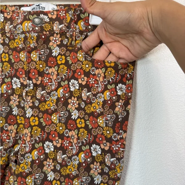 Hollister XS Floral High Rise Flare Bell Bottom Pants | Retro 70s Boho - Image 5