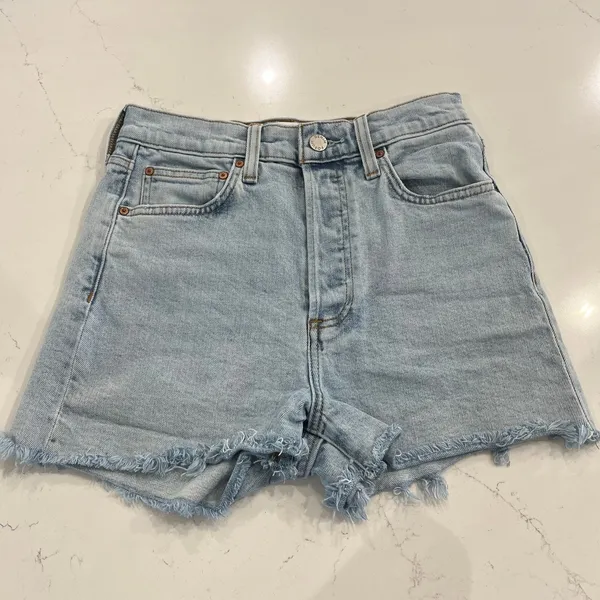 Aritzia Denim Forum The '50s Arlo Hi-Rise Denim Shorts Size‎ 27 - Image 3
