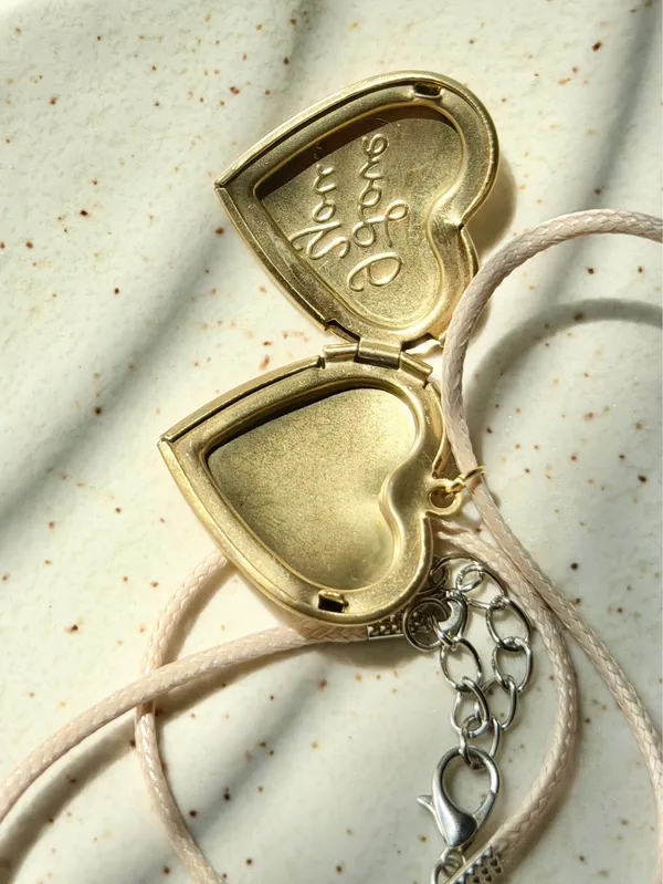 Handmade “I love you” gold tone stainless steel heart locket charm necklace 🍃🩵 - Image 5