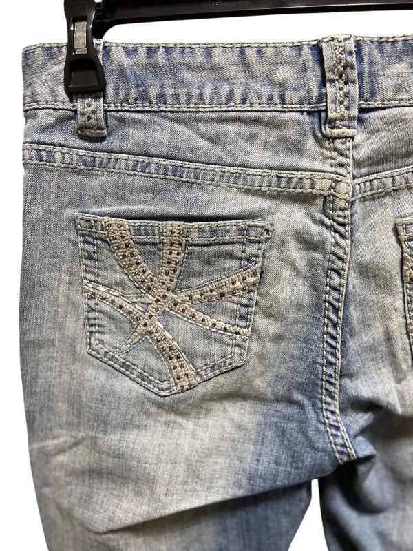 Rock & Roll Cowgirl Y2K Boyfriend Fit Cropped Jeans Blue Size 28 Summer Coastal - Image 13