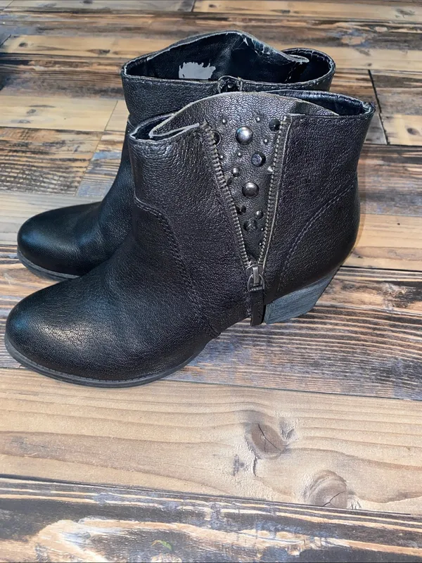 Nine West Vintage America Collection leatherStudded Side-Zip Ankle Booties - Image 3