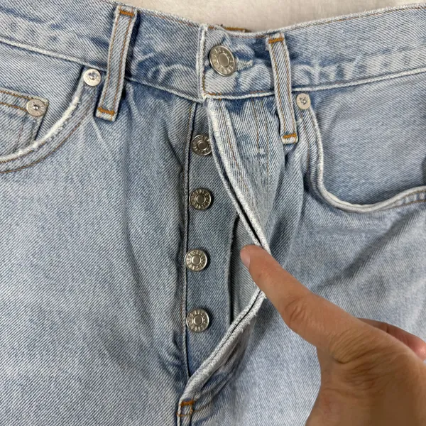 AGOLDE Parker High Rise Cut Off Denim Shorts Light Wash Blue A083E-811 Size 26 - Image 3