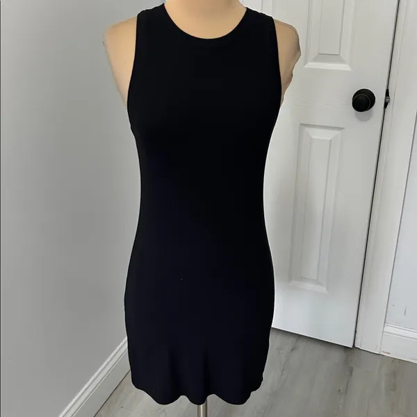 Aritzia Wilfred Free Seymour Ribbed Tank Dress Black - Image 3