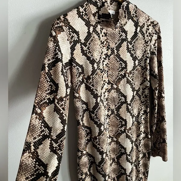 Leith Snakeskin Bodycon Midi Dress Turtleneck Long Sleeve Nordstrom M - Image 4