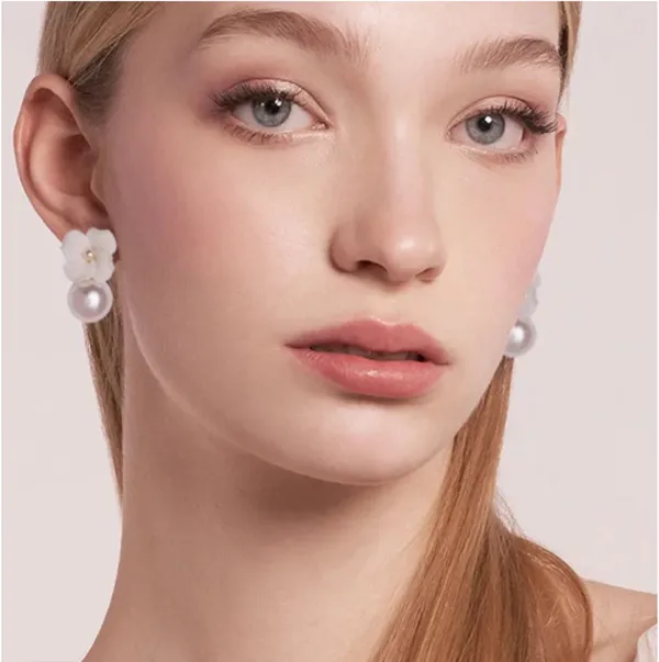 Mini Floral Pearl Earrings White - Image 2
