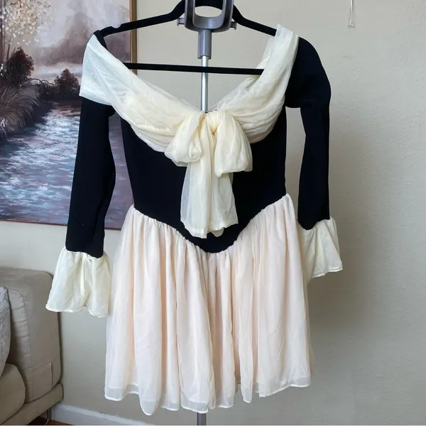 HOUSE OF CB 'Alana' Black & Cream Off‎ Shoulder Dress NWOT size XS A-C - Image 7