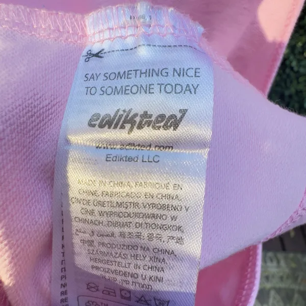 Edikted Light Pink Bambi Open-Back T-Shirt Small - Image 8
