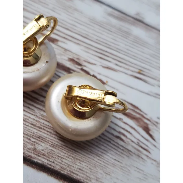 Vintage Trifari Clip On Earrings - Cream Faux Pearl - Some Surface Marks - Image 6