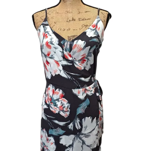 1.STATE Floral Faux Wrap Maxi Dress Gray White Coral‎ Summer Resort Wear Size 6 - Image 2