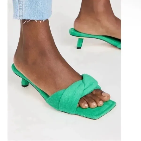 Good American Terry Slip on Green Sandals(Size 7.5) - Image 2