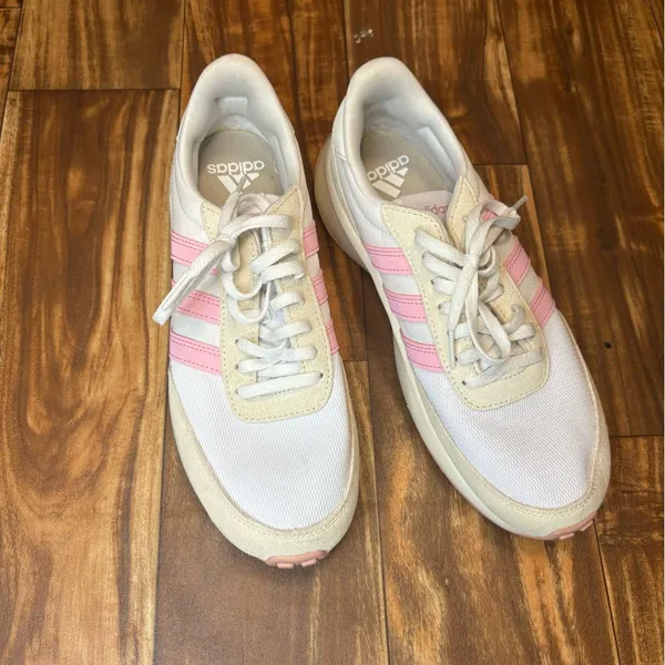 Adidas Women's Pink and Cream Sneakers - Image 4