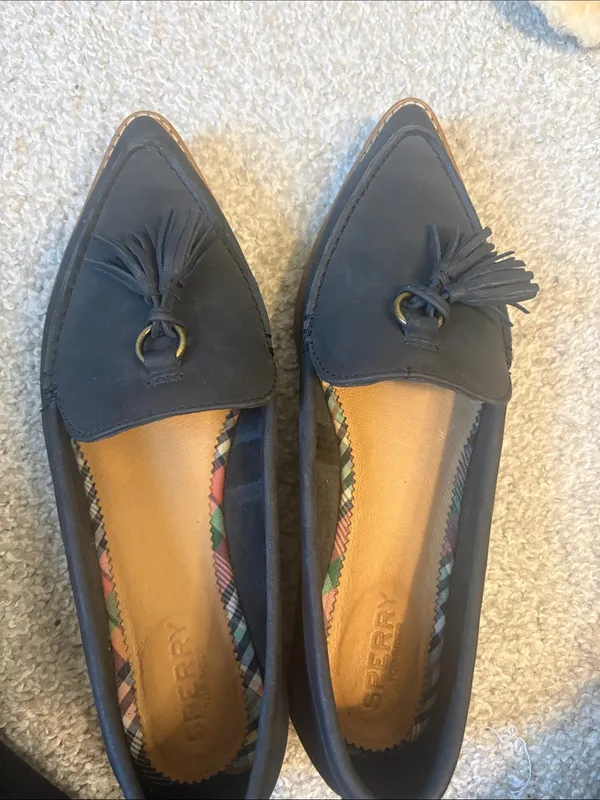 Sperry Women's Black Pointed Tassel Loafers size 7 - Image 8