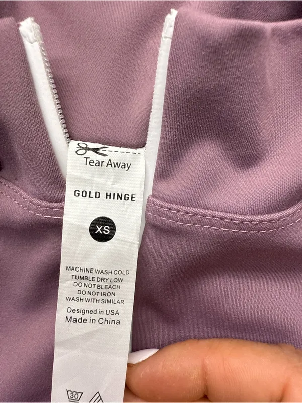 Gold Hinge Woman’s XS Sleeveless purple Zip-Front Active Top built in bra - Image 4