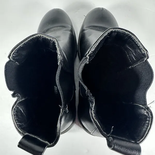 Forever Women’s Black Chelsea Lug Sole Platform Ankle Boots - Size 8 - Image 5