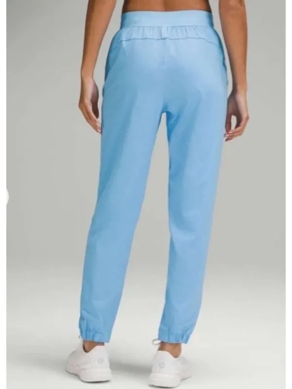 Lululemon License To Train High Rise Pant Size 4 Blue Lightweight - Image 2