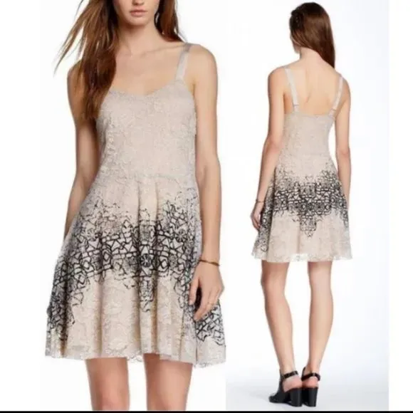Free People Sweetheart Coquette Lace Fit & Flare Sleeveless‎ Party Cocktail - Image 5