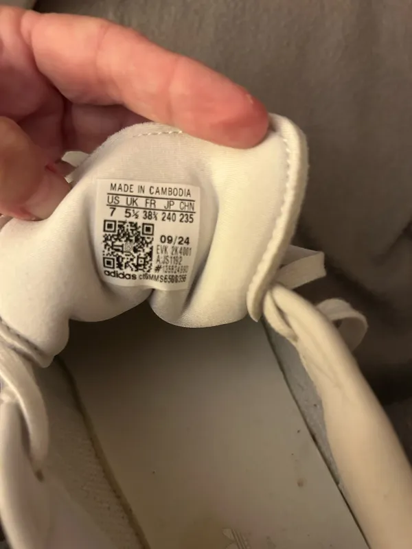 Pre-Owned Adidas Taekwondo Shoes - Image 2