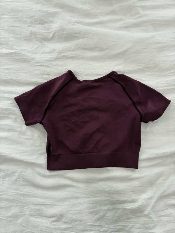 SHEIN Plum Short Sleeve Cropped Active Top - Image 6