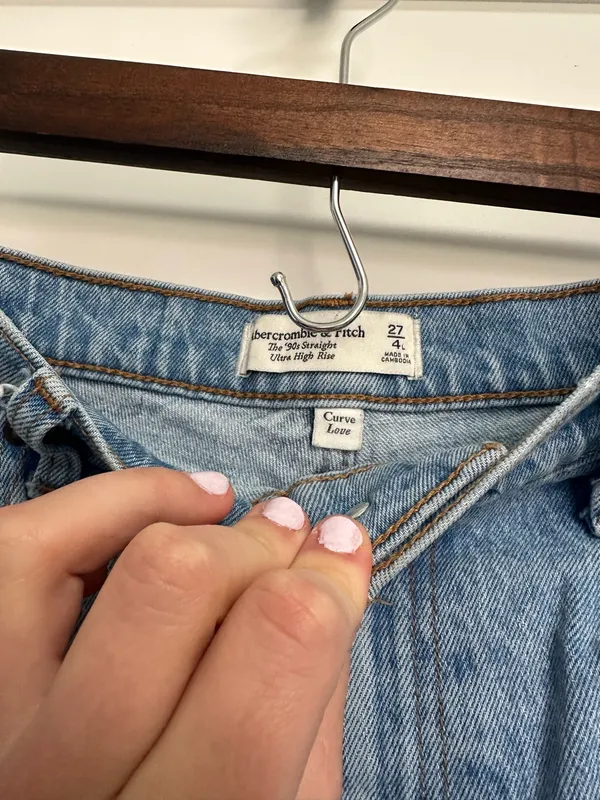 Abercrombie High-Rise 90s Straight Curve Love - Image 2