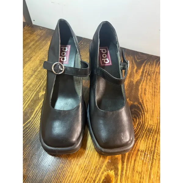 Pop black chunky heel Mary Jane heels size 9.5 - Image 2