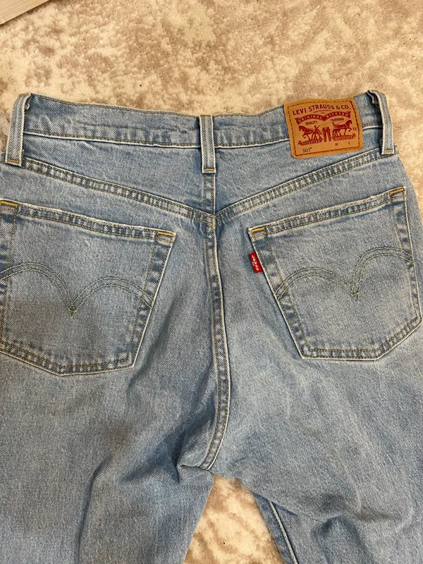 Levi's 501 Mid-Rise - Image 2