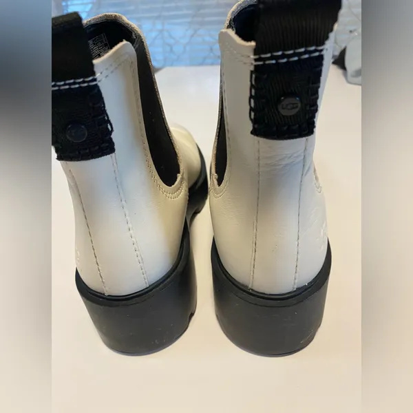 UGG Black and White Jasmine Markstrum Waterproof Leather Chelsea Ankle Boots - Image 9
