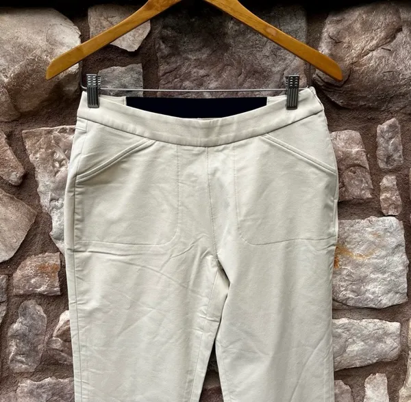 Women’s Peter Millar Tech Pant The Summit Club Beige Size 6 Golf NWT - Image 5