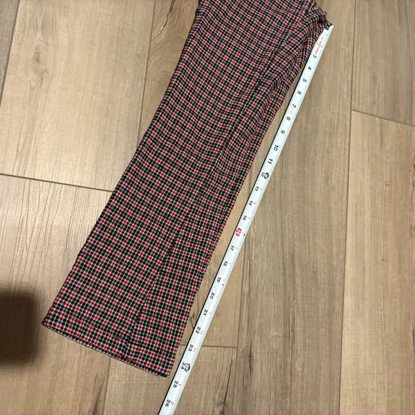 Urban Outfitters Plaid Stretch Crop Kick Flare Pants‎ red black Sz 0 - Image 9