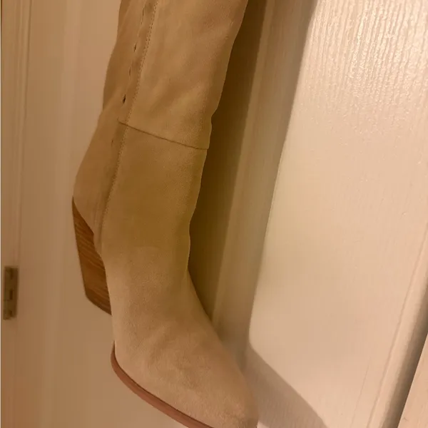 Sam Edelman Beige Heeled with side zippers Boots! - Image 5