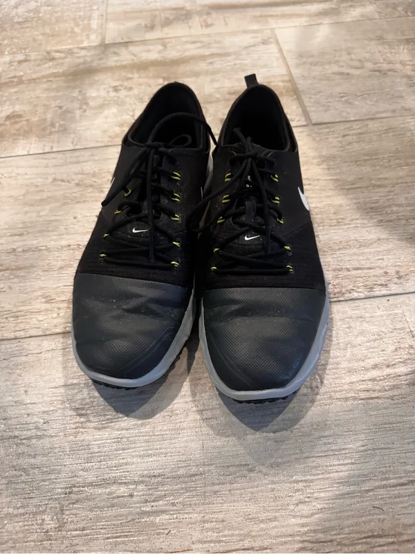 Black Nike Women’s Golf Shoes - Image 3