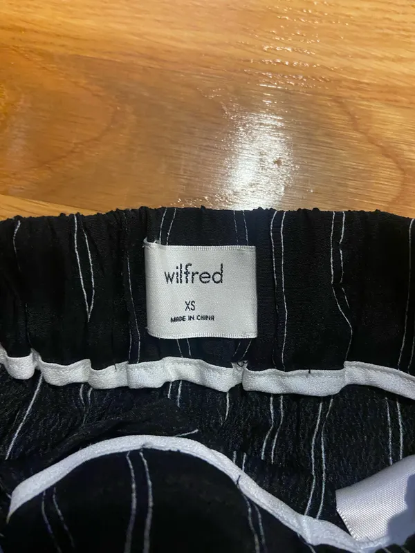 Wilfred Aritzia Dress Pants - Image 2