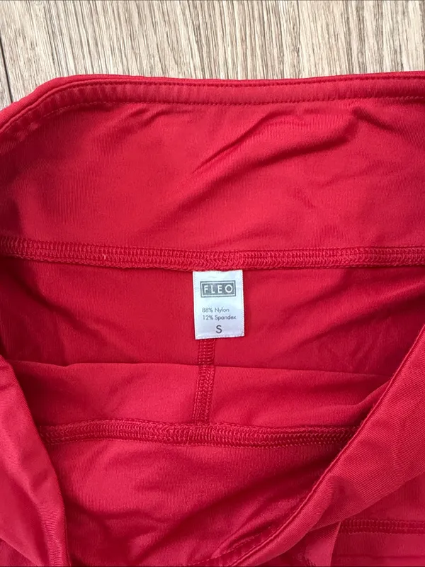 Fleo Red Women's Bike Shorts with Logo Patch - Image 3