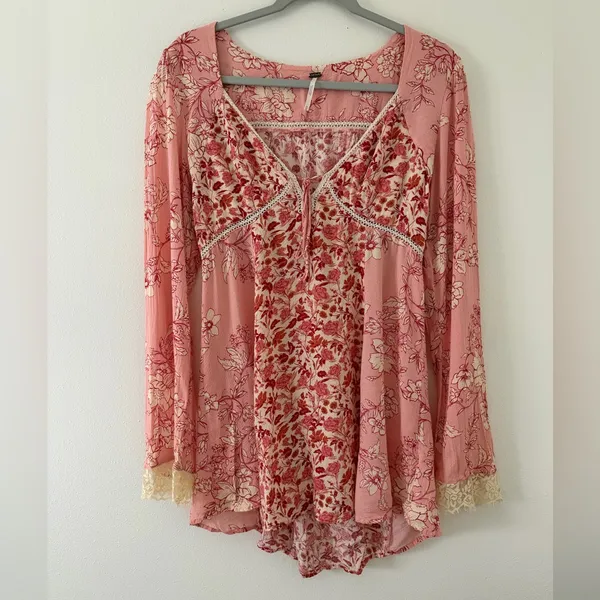 Free People Coquette Odette Fairycore Floral Printed Bell Sleeve Tunic medium - Image 4