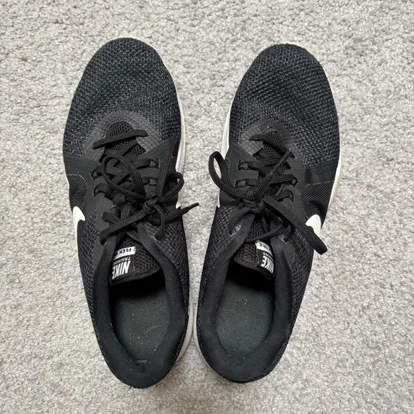 Nike Women’s Black Flex Trainer 8 Cross-Training Sneakers - Image 3
