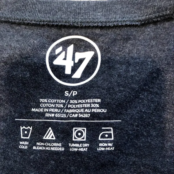 47 new new england patriots pats wicked awesome women's t-shirt size small - Image 3