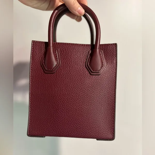 Michael Kors NW(partial)tag Mercer Extra-Small Pebbled Leather Crossbody Bag - Image 6
