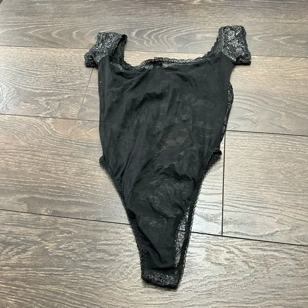 Victoria’s Secret Women’s Extra Small Black Silver Bodysuit New - Image 3