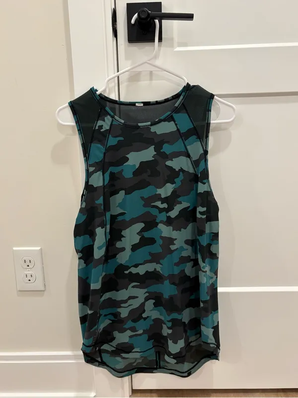 Lululemon Sculpt Tank in Heritage 365 Camo Tidewater Teal Multi/Rainforest Green - Image 2