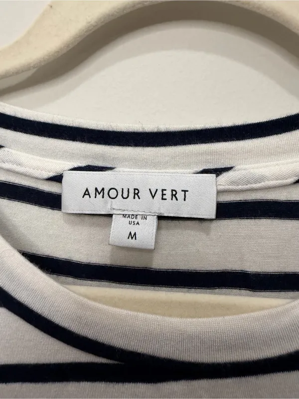 Amour Vert White Navy Striped‎ Modal T-Shirt Size Medium - Image 2