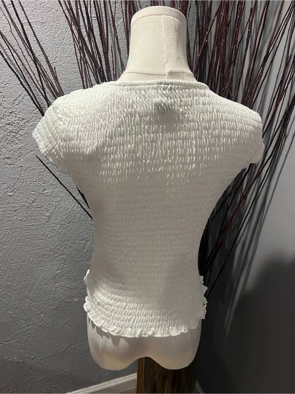 🌺NWT WILD FABLE SMOCKED BROOKLYN NY TOP SIZE MEDIUM🌺 - Image 2