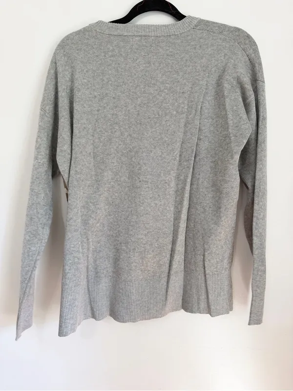 Eddie Bauer knit gray crewneck pullover sweater size medium mountains hiking - Image 3