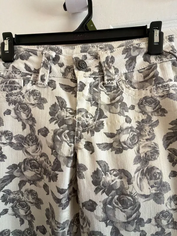 Maurice Black and White Floral Skinny Jeans - Image 5