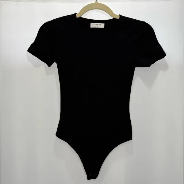 Babaton Aritzia Contour Crew Shortsleeved Bodysuit - Image 3