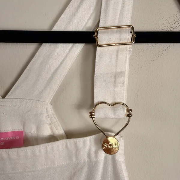 Stoney Clover Lane White Linen Blend Overalls with Heart Hardware‎ Size S - Image 4